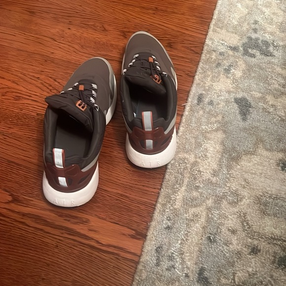 Nike men’s shoe - Picture 5 of 5